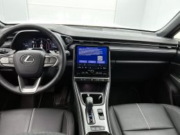 Lexus LBX