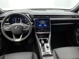 Lexus LBX