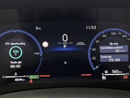 Lexus LBX