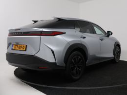 Lexus RZ