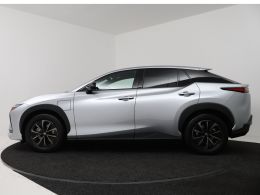 Lexus RZ