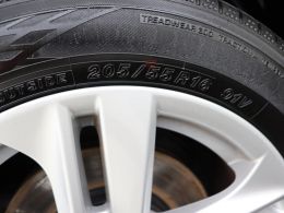 Toyota Corolla_Touring_Sports