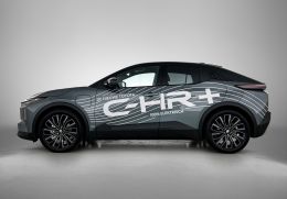 Toyota C-HR+