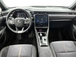 Lexus LBX
