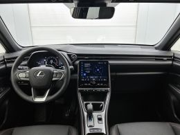 Lexus LBX