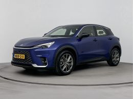 Lexus LBX