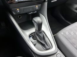 Mazda 2_Hybrid