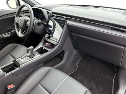 Lexus LBX