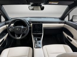 Lexus LBX