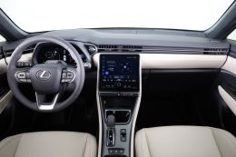 Lexus LBX