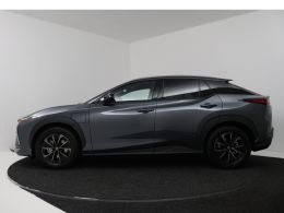 Lexus RZ