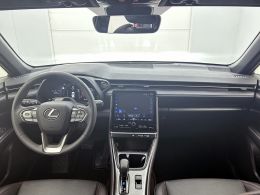 Lexus LBX