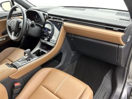 Lexus LBX