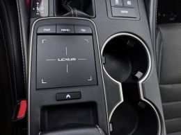 Lexus RC