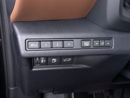 Lexus LBX