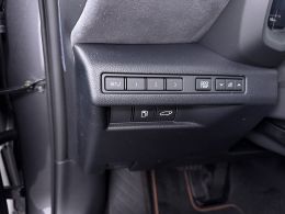 Lexus LBX