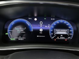 Toyota Corolla_Touring_Sports