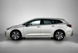 Toyota Corolla_Touring_Sports
