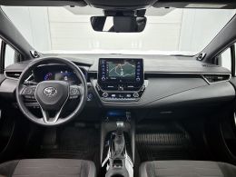 Toyota Corolla_Touring_Sports