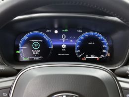 Toyota Corolla_Touring_Sports