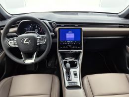 Lexus LBX