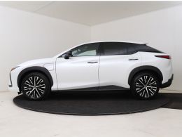 Lexus RZ