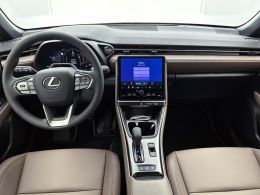 Lexus LBX