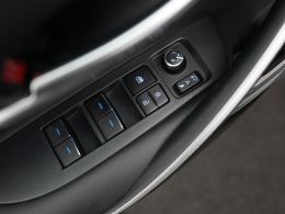 Toyota Corolla_Touring_Sports