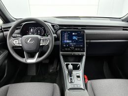 Lexus LBX
