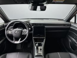 Lexus LBX