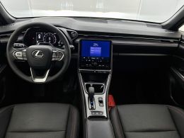 Lexus LBX