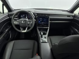 Lexus LBX