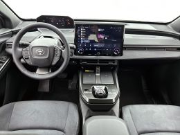 Toyota C-HR+