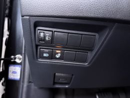 Mazda 2_Hybrid