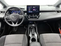 Toyota Corolla_Touring_Sports