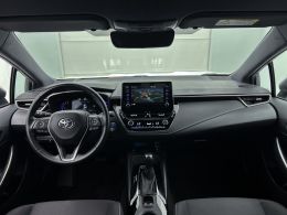 Toyota Corolla_Touring_Sports