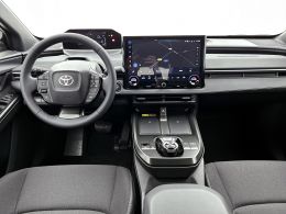 Toyota C-HR+