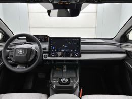 Toyota C-HR+
