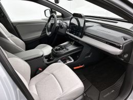 Toyota C-HR+
