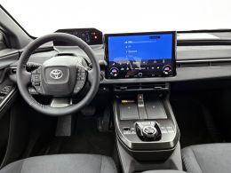 Toyota C-HR+