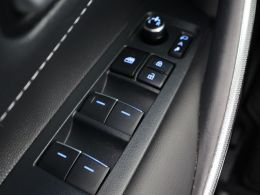 Toyota Corolla_Touring_Sports