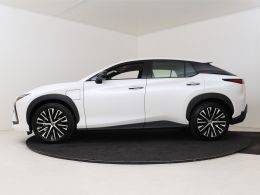 Lexus RZ