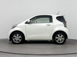 Toyota iQ