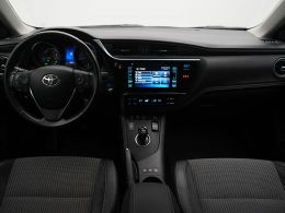 Toyota Auris_Touring_Sports