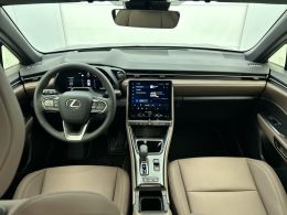 Lexus LBX