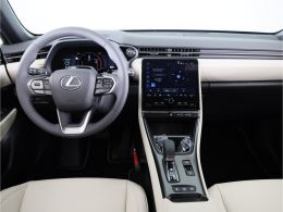 Lexus LBX