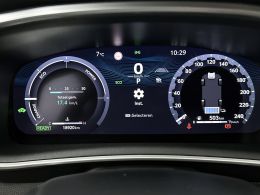 Toyota Corolla_Touring_Sports