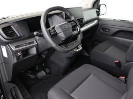 Toyota PROACE_Electric_Worker