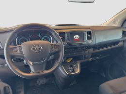 Toyota PROACE_Electric_Worker