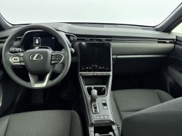 Lexus LBX
